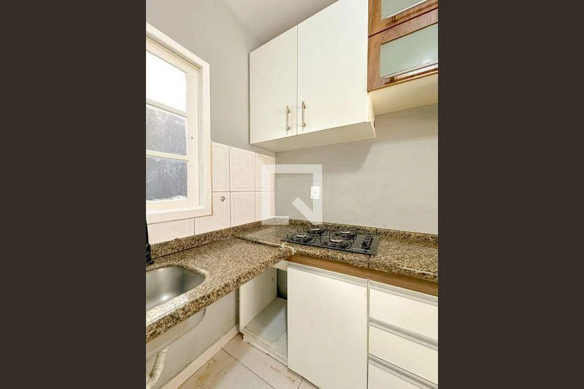 Apartamento en alquiler con 2 dormitorios y 75 m² — photo 25