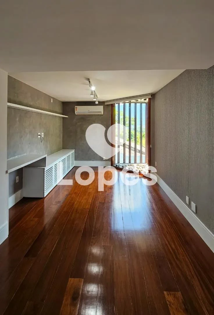 Furnished 960 m² house with 5 en-suite bedrooms — photo 20