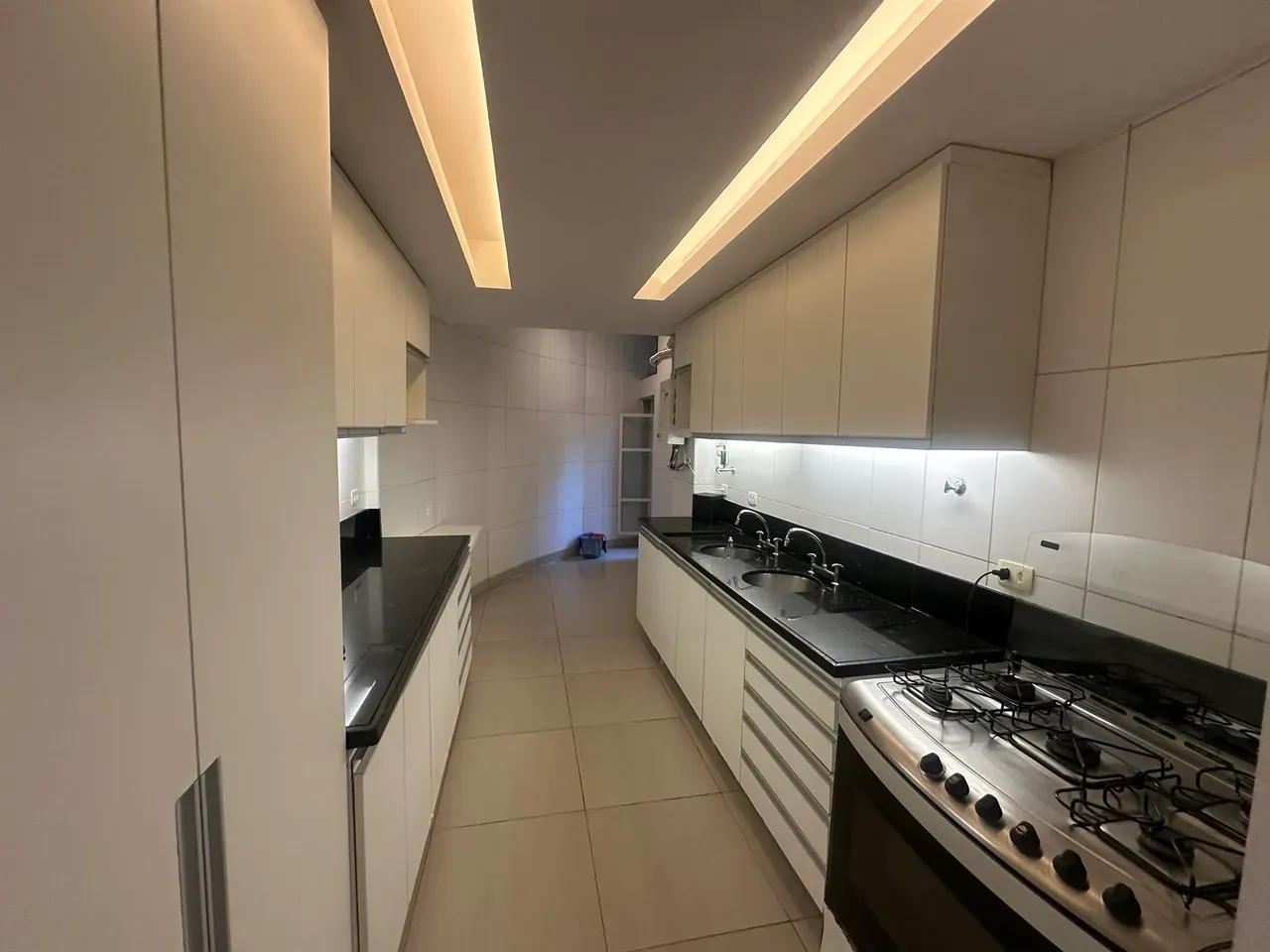 Квартира 233 м² з пральною машиною та видом на гори — photo 12