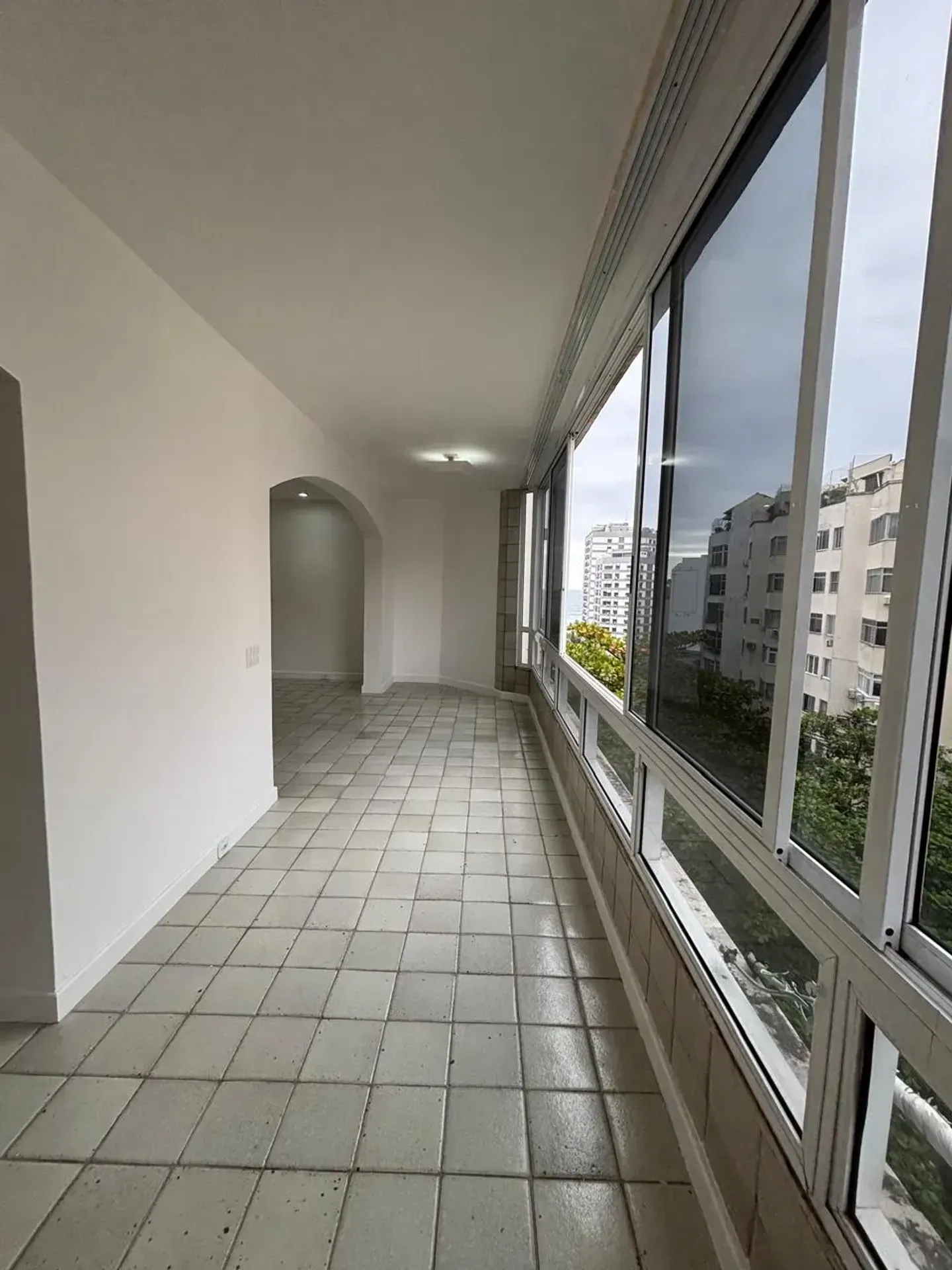 Apartment, 280 m², with a water view — photo 40