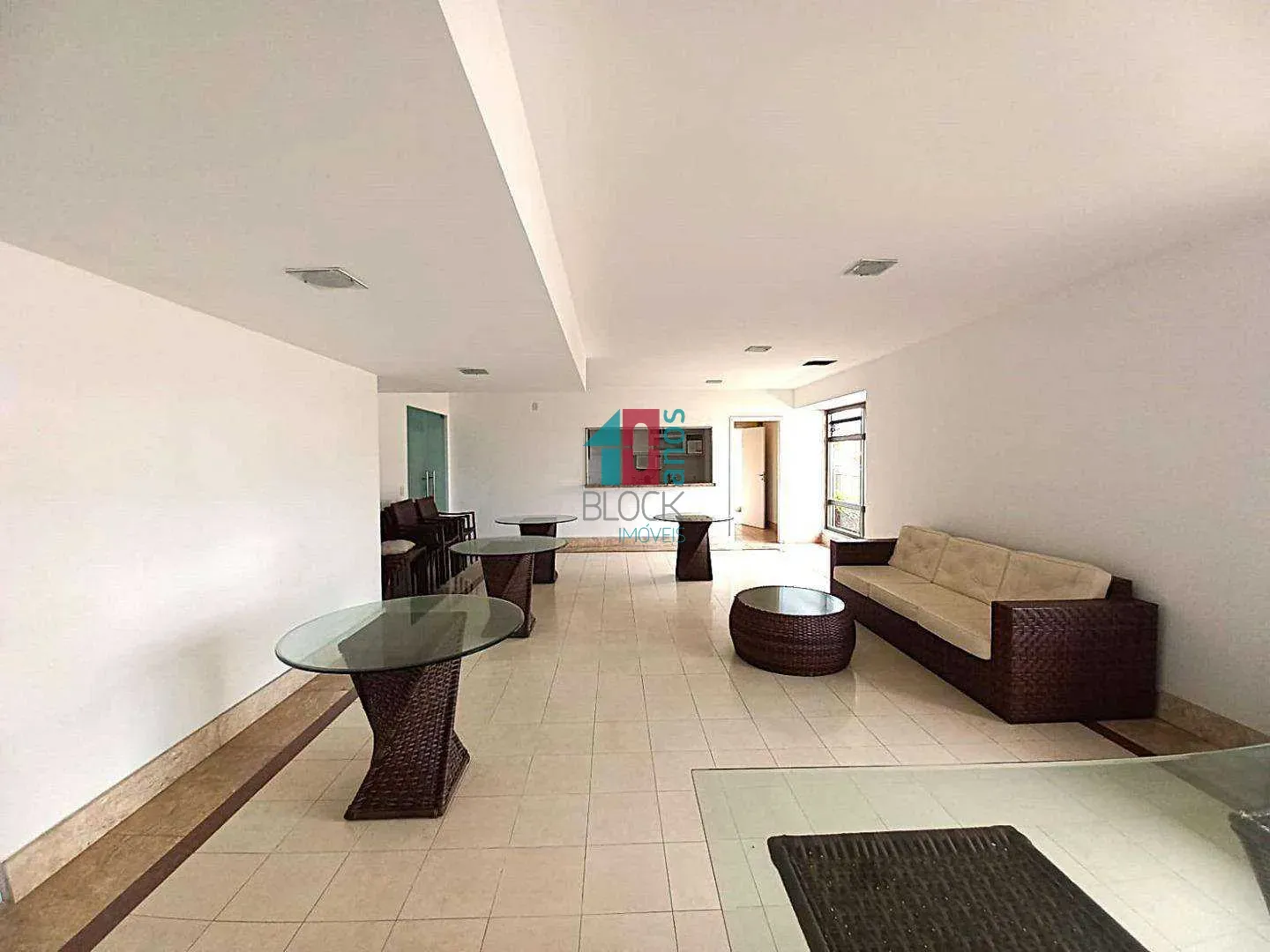 Apartamento mobiliado, 175 m², com janelas do piso ao teto — photo 31