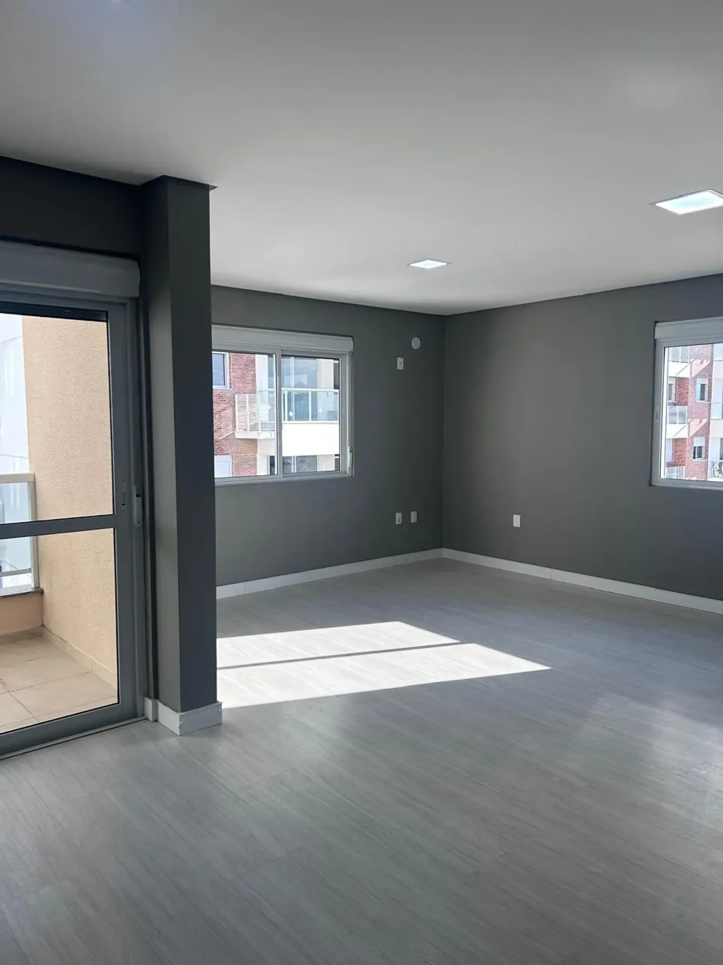 360 m² apartment with 3 bedrooms and 2 parking spots on 5th — photo 33