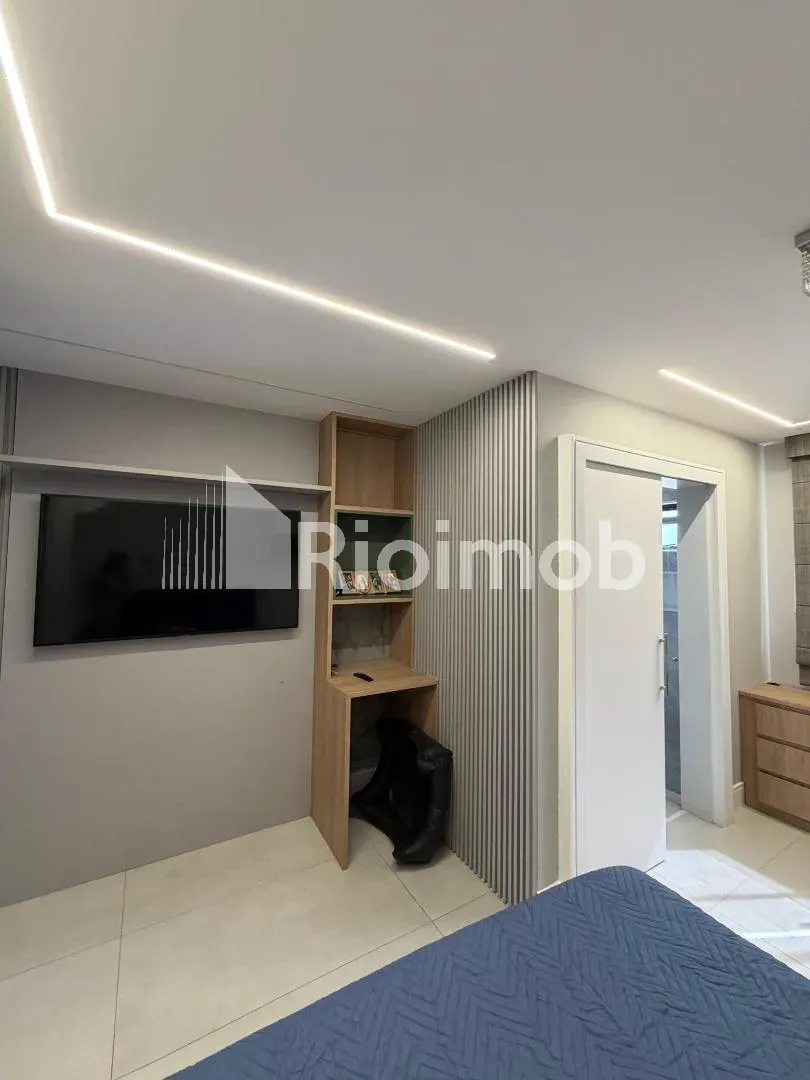 5-bedroom house with a bathtub in Rio de Janeiro — photo 26