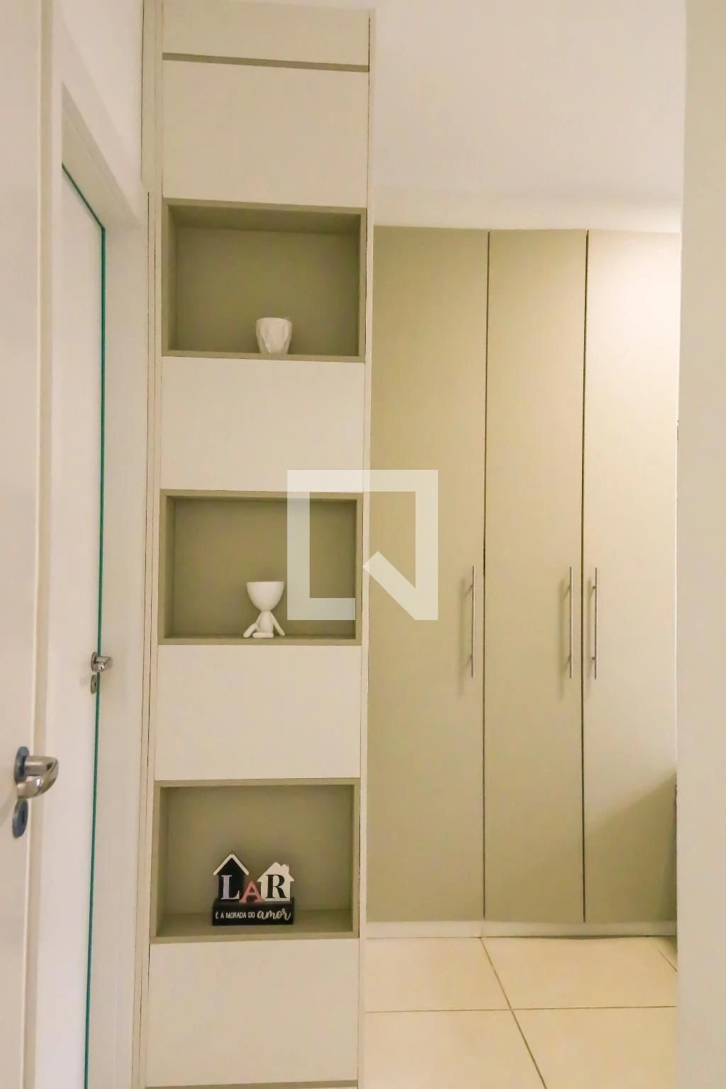 2-bedroom apartment with a home office — photo 47