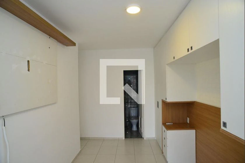 2-bedroom apartment with balcony and 88 m² — photo 19