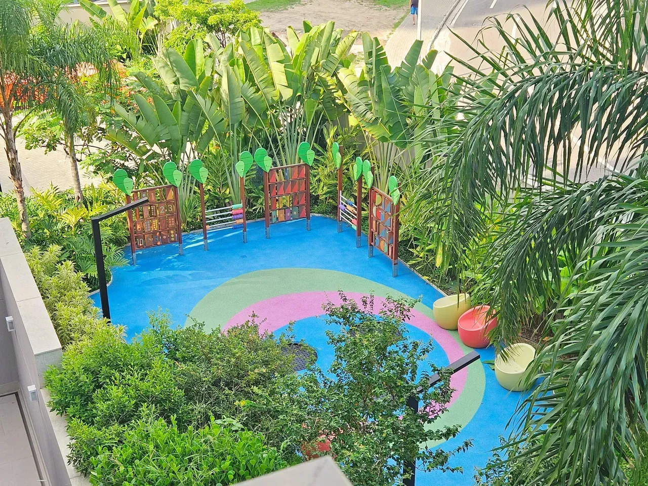 Apartment with 2 bedrooms, 79 m² and a balcony — photo 26