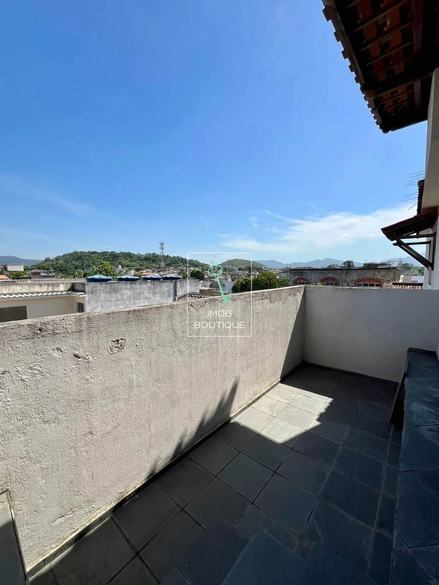 Casa de 5 dormitorios y 321 m² con oficina en casa — photo 51