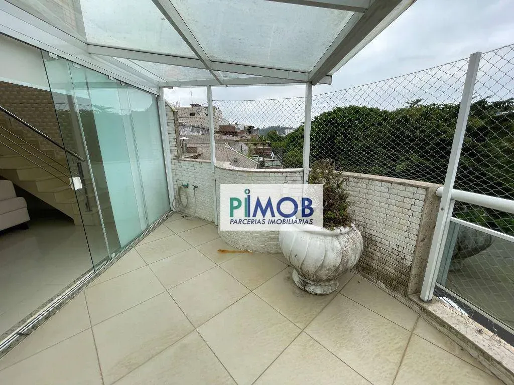 5 quartos e janelas do piso ao teto: apartamento de 400 m² — photo 23