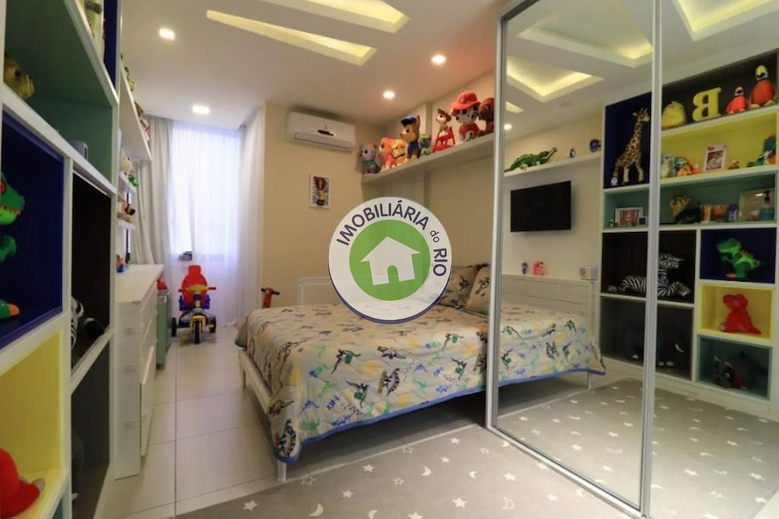 Apartamento mobiliado com 4 quartos e 350 m² — photo 24
