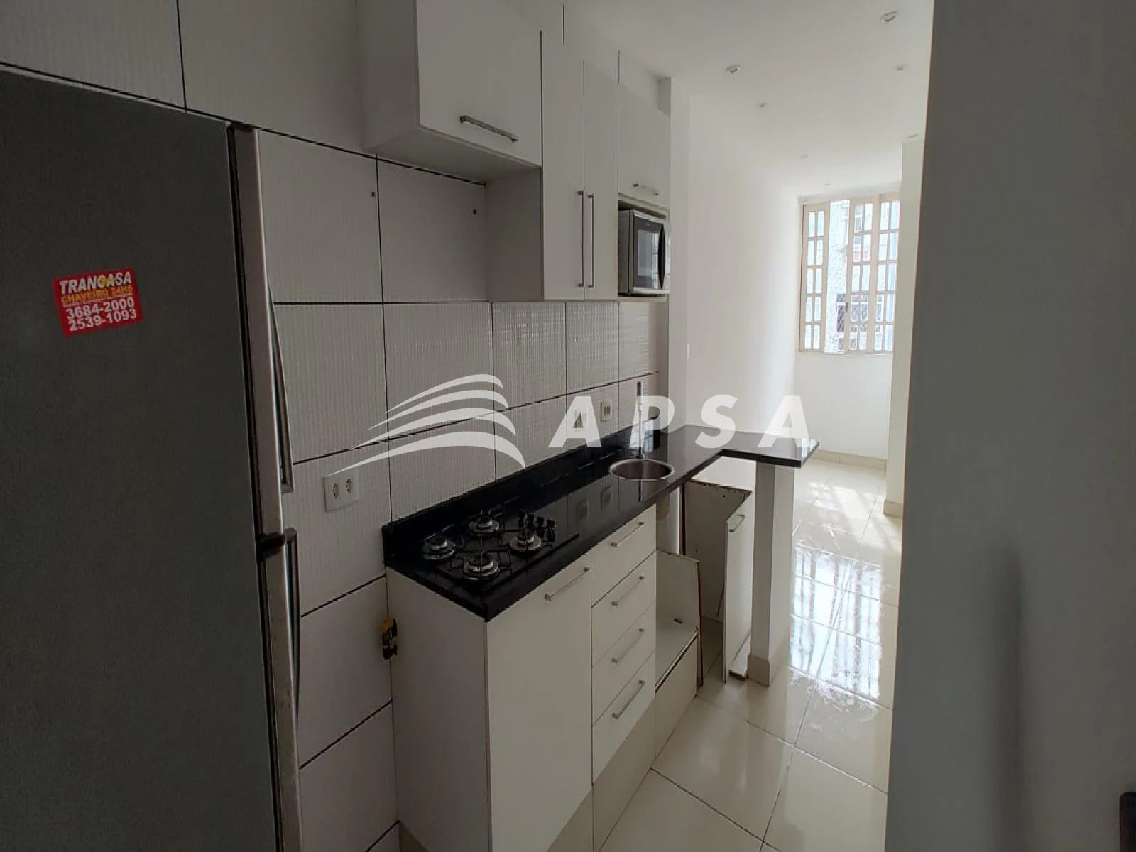 2-bedroom apartment with open-plan kitchen — photo 11