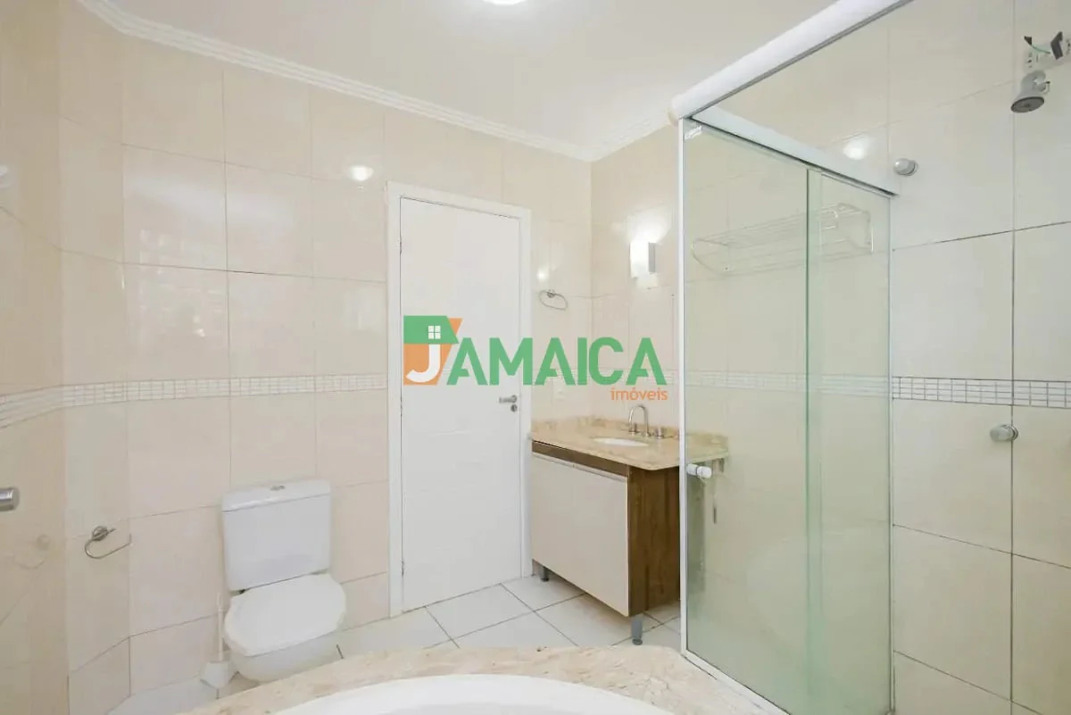 Casa, 190 m², com banheira — photo 17