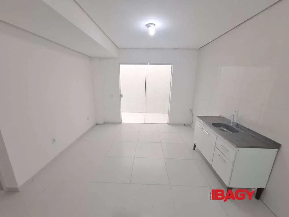 Квартира: 2 спальни, 50 м² — photo 2