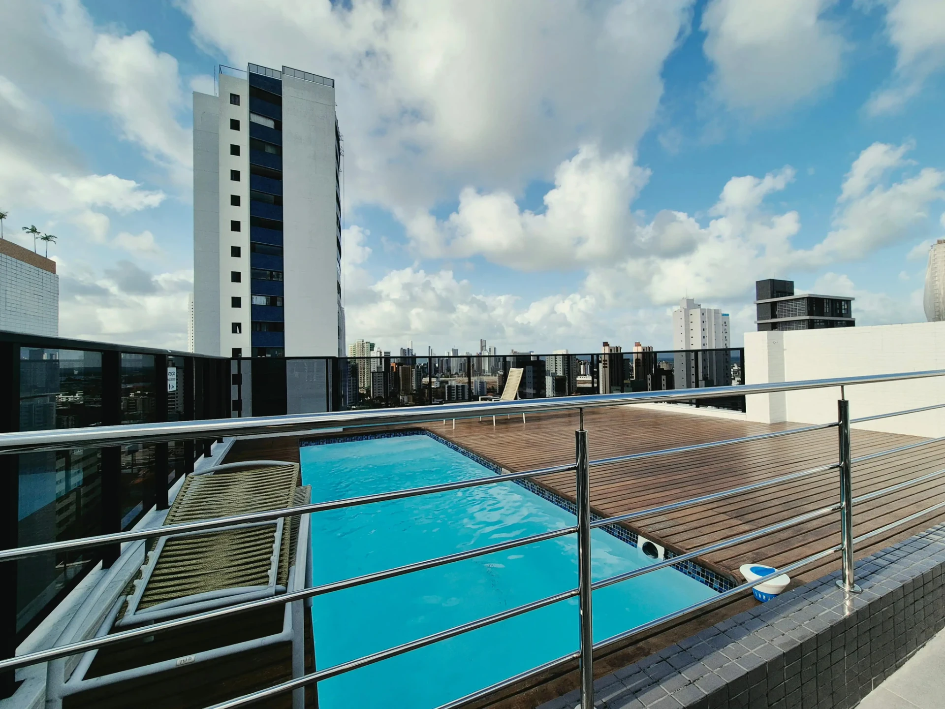 Furnished apartment, 75 m², with a home office