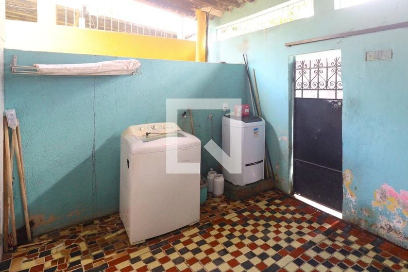 Washing machine in a 2-bedroom house, 80 m² — photo 29