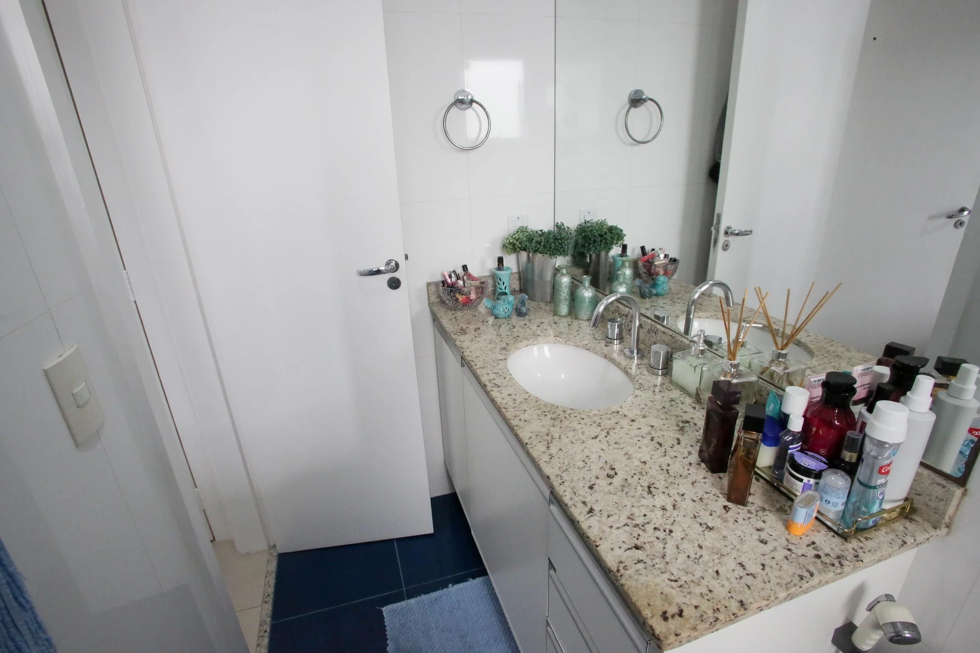 Apartamento mobiliado com 4 quartos e varanda — photo 58