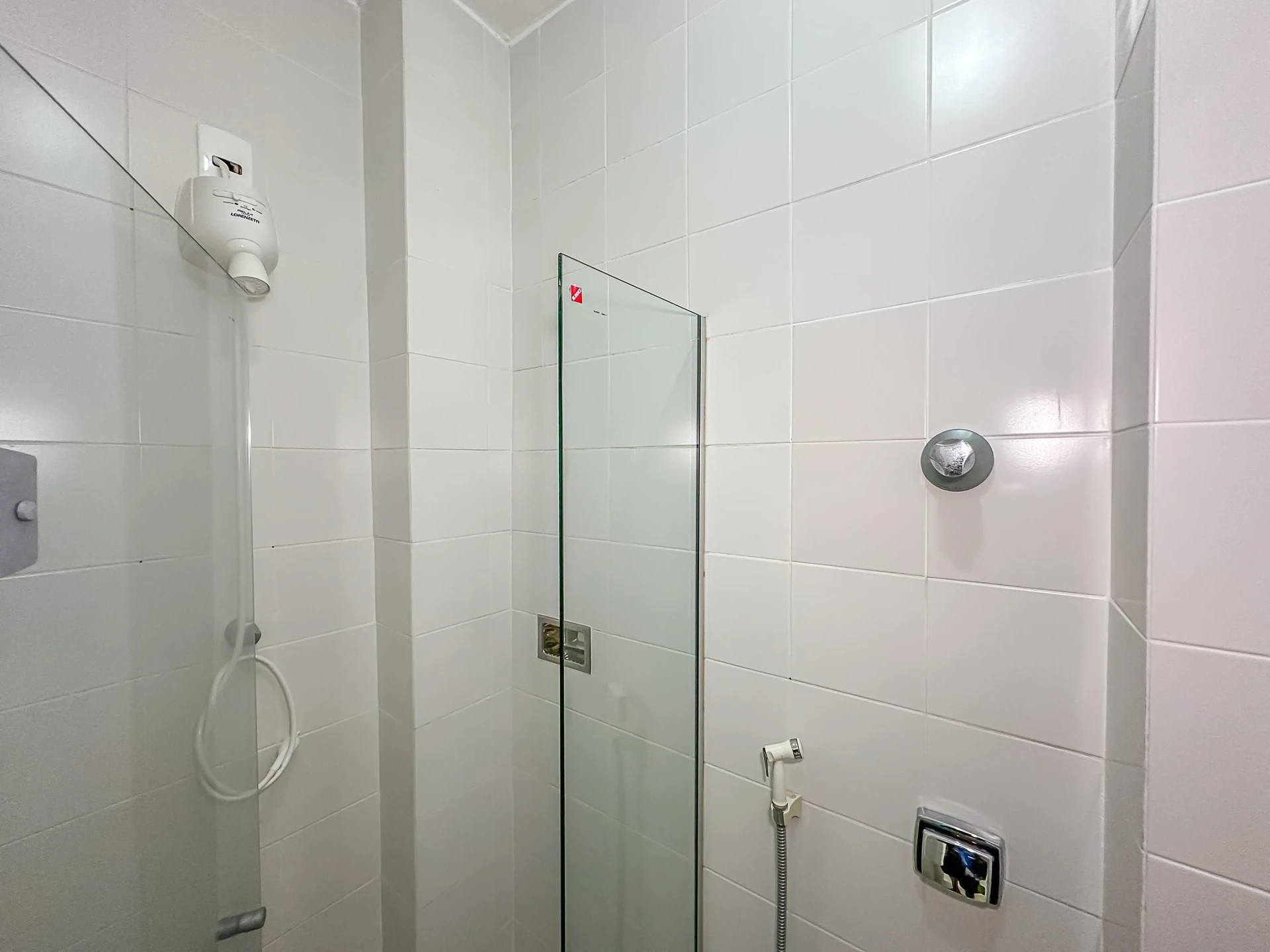 2-bedroom apartment with a glass-enclosed balcony — photo 40