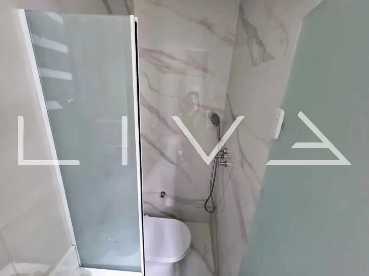 Departamento de 2 dormitorios con ventanales de piso a techo — photo 13