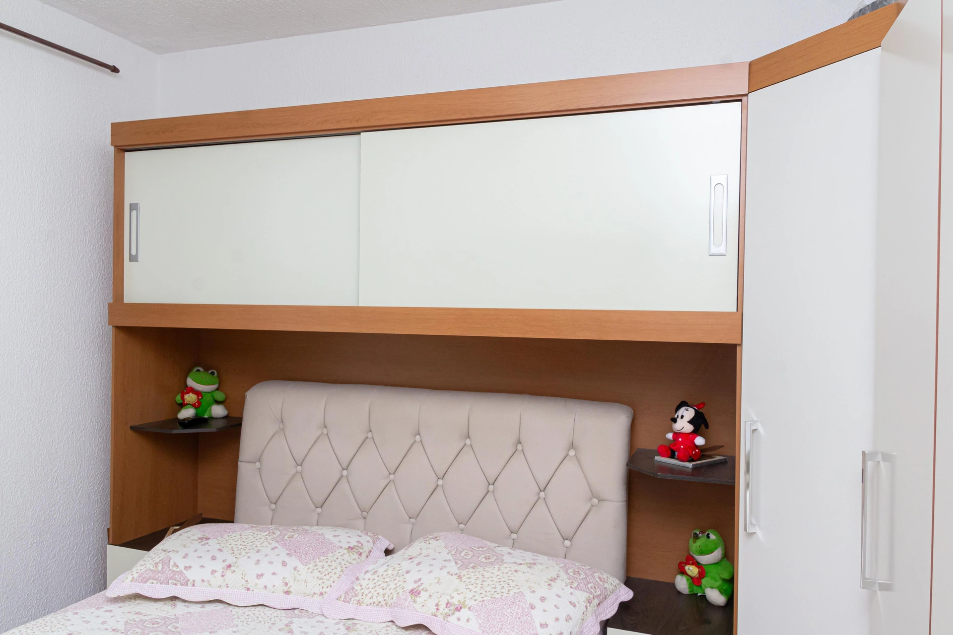 Furnished 2-bedroom apartment with gas open kitchen — photo 23