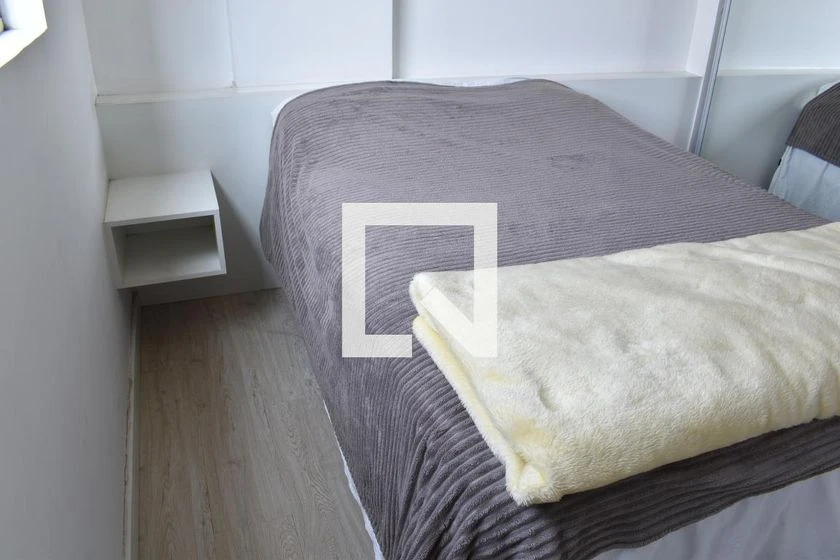 Furnished apartment with 2 bedrooms and open kitchen — photo 7