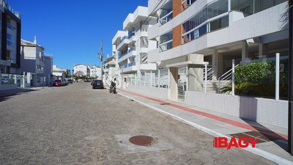 Penthouse amueblado con 3 dormitorios y 360 m² — photo 22