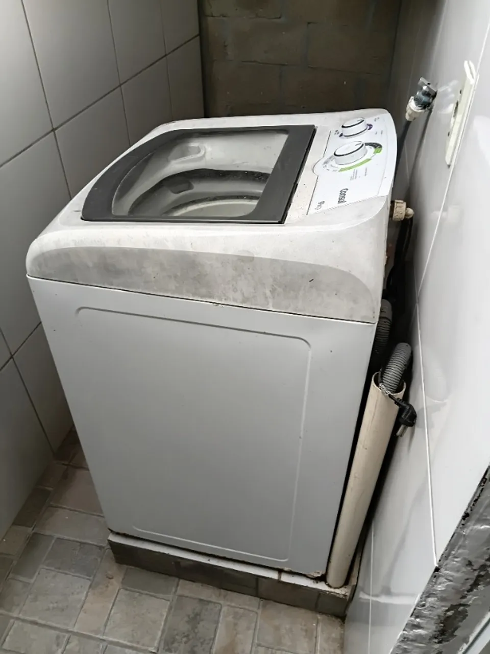 One-bedroom apartment with a washing machine — photo 5
