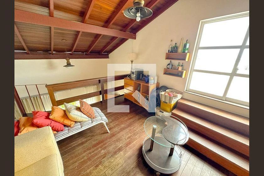 Furnished house, 250 m², with a bathtub — photo 29