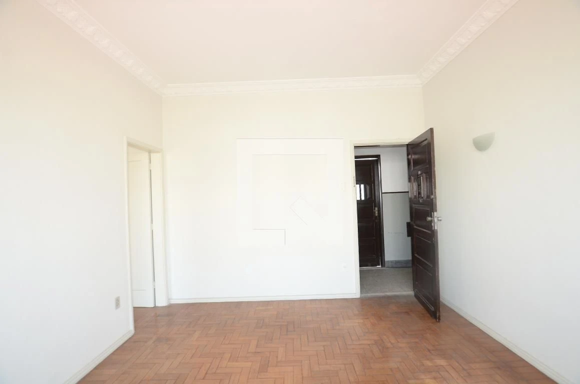 Rental apartment with 2 bedrooms and 1 bathroom — photo 13