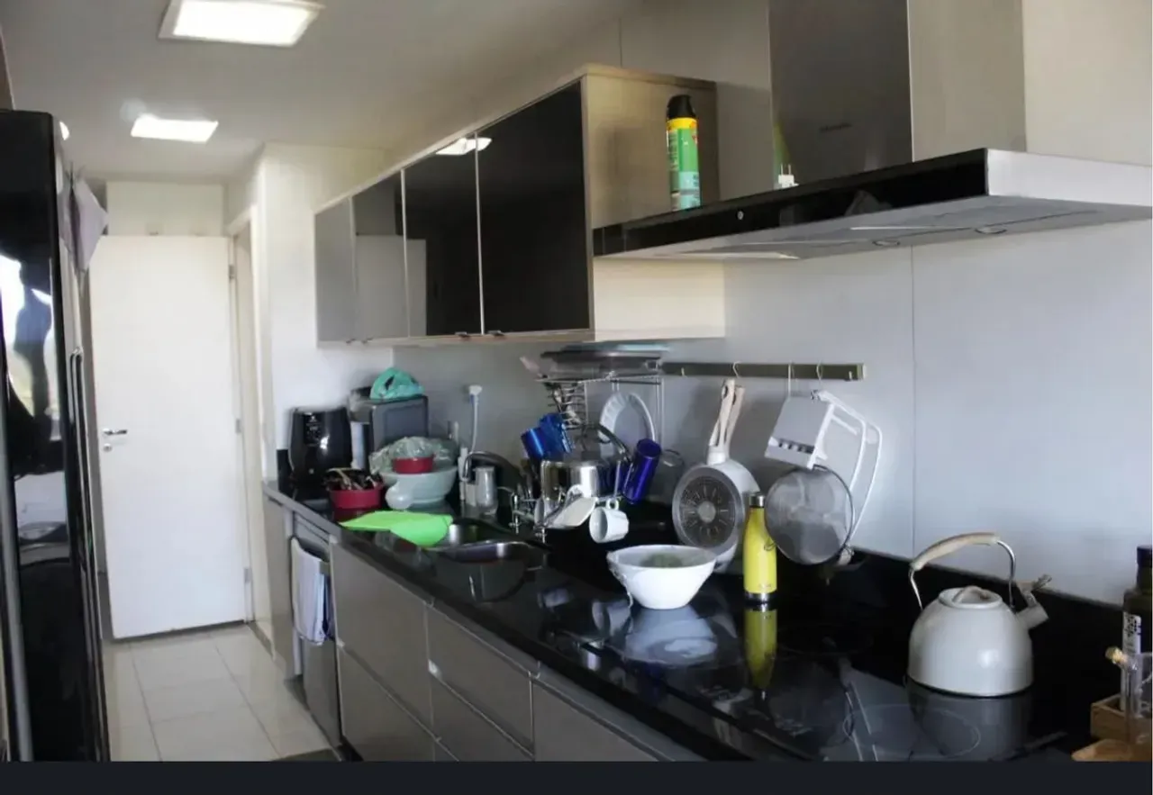 Furnished 4-bedroom apartment with 206 m² and 3 parking — photo 2