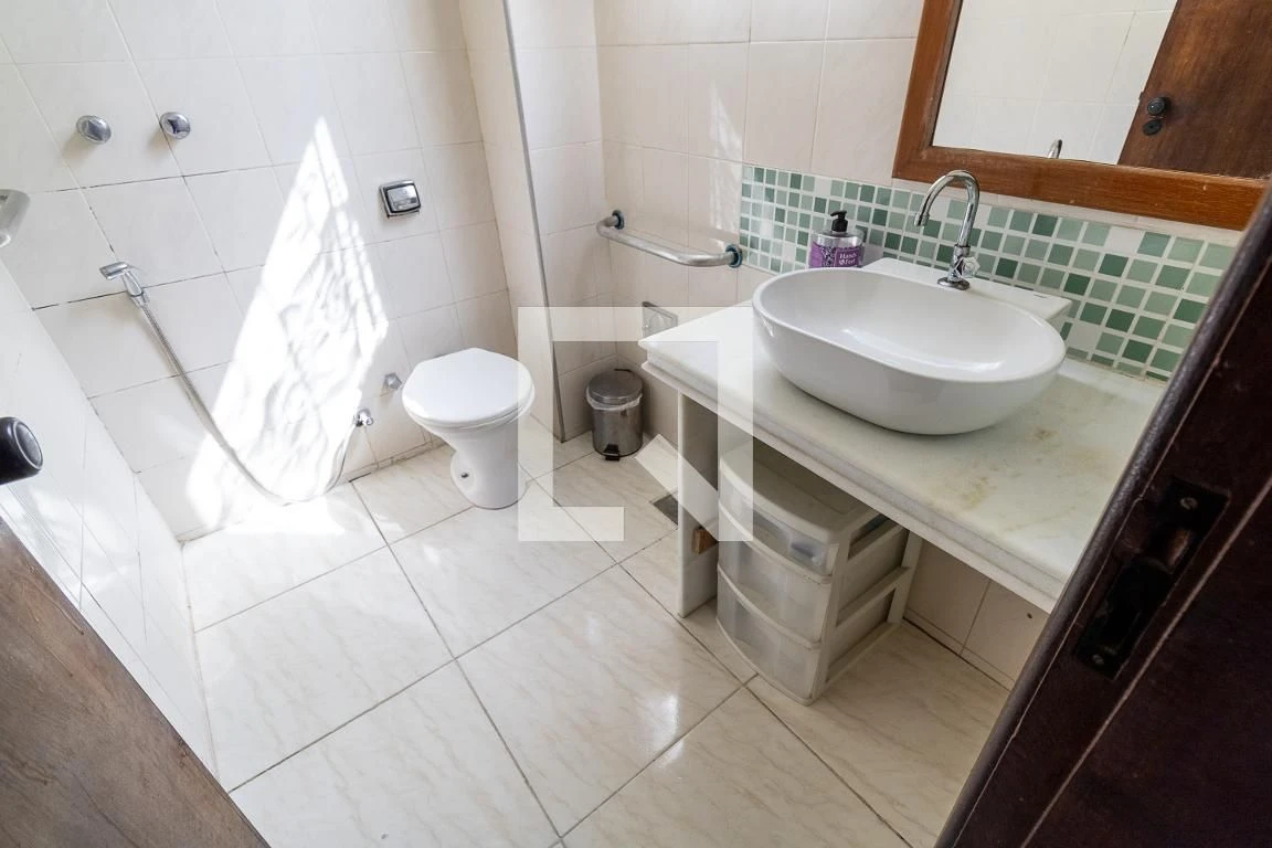 Casa de 2 andares com 238 m², 3 quartos e jardim — photo 46