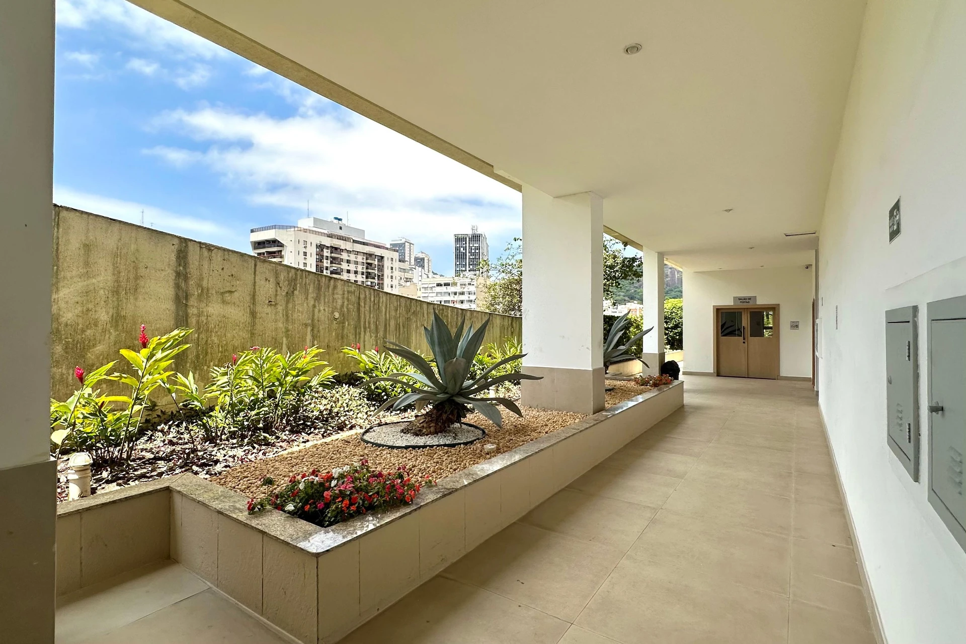 Apartamento de 3 quartos com vista para a água — photo 12