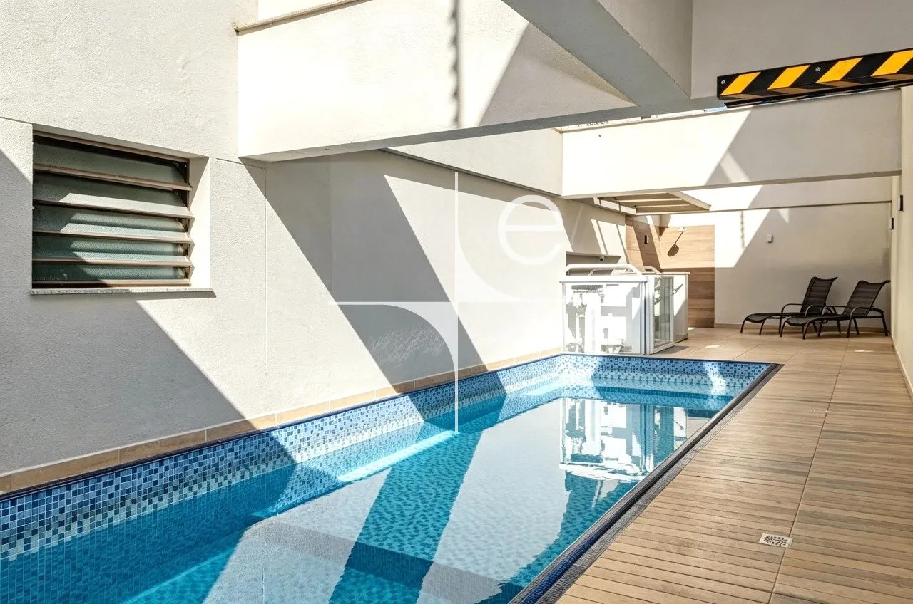 Apartment on the 4th floor with a glass-enclosed balcony — photo 20