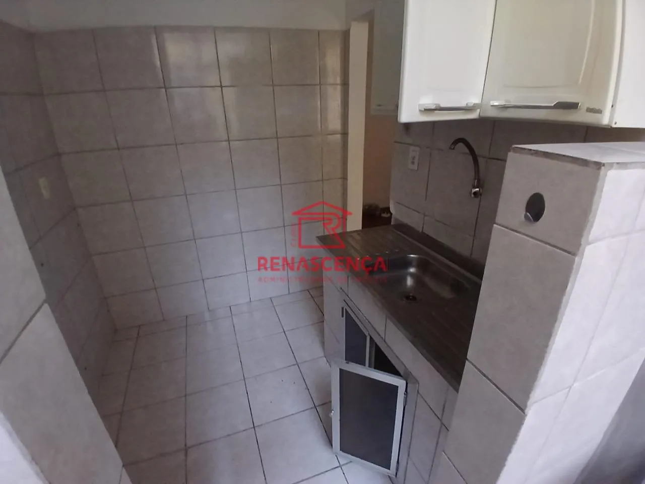 Apartamento, 63 m², com piso de madeira ou laminado