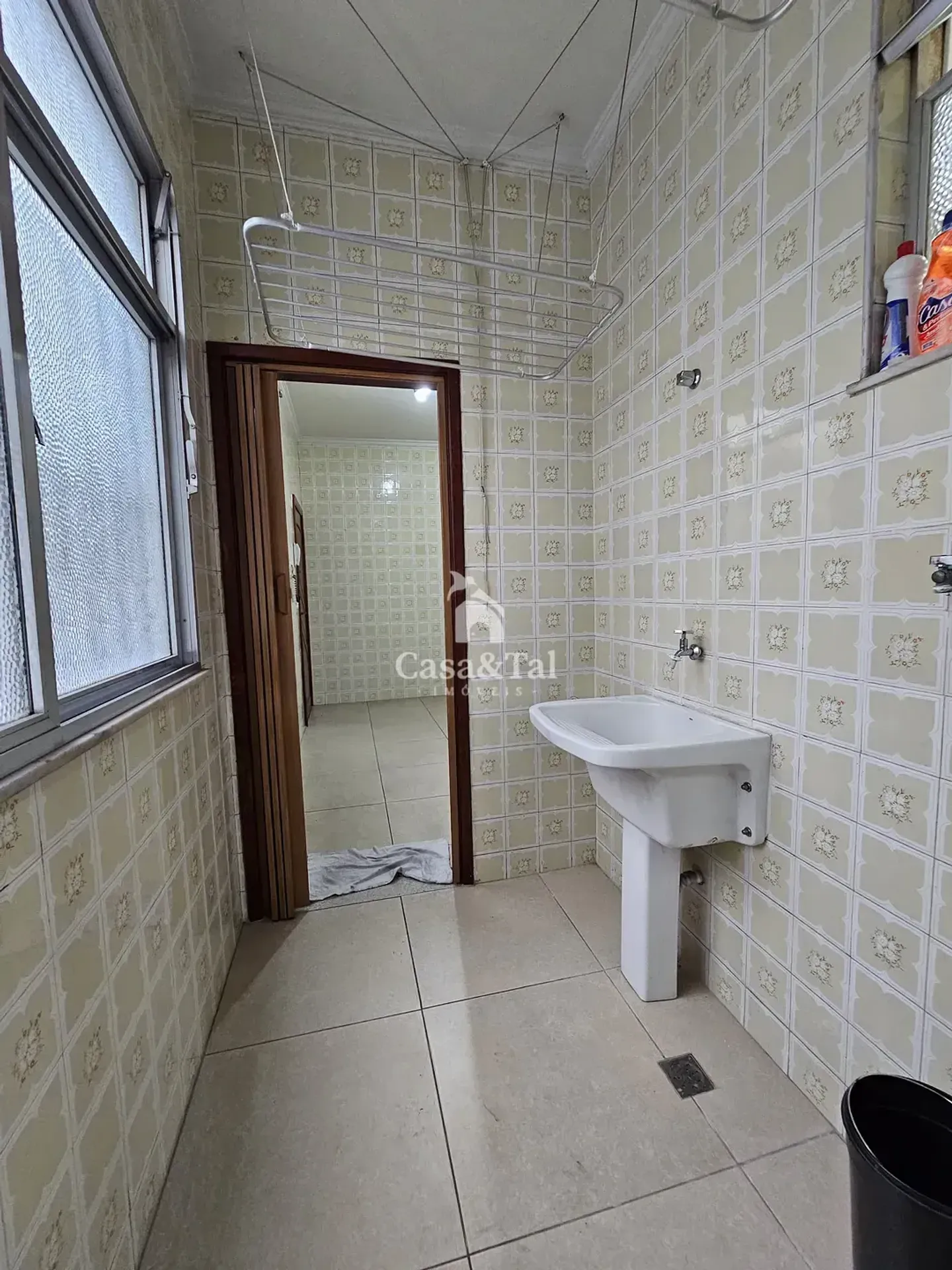 Unfurnished apartment with air conditioning and 3 bedrooms — photo 39