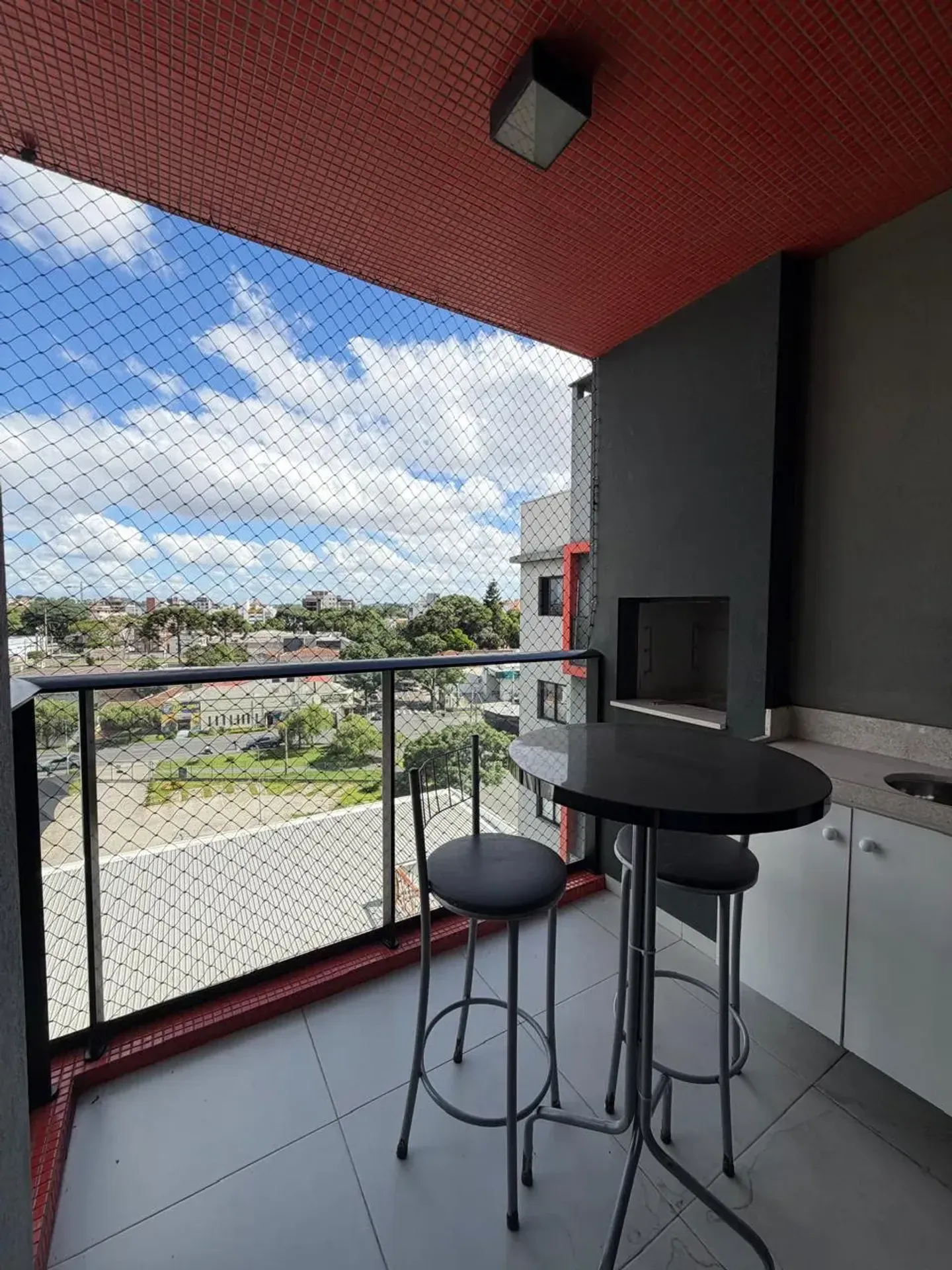 Furnished 1-bedroom apartment with balcony and barbecue — photo 5