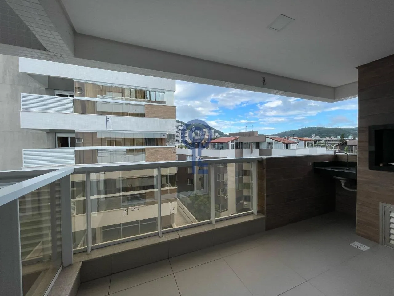 Departamento en piso 4 con balcón gourmet — photo 14