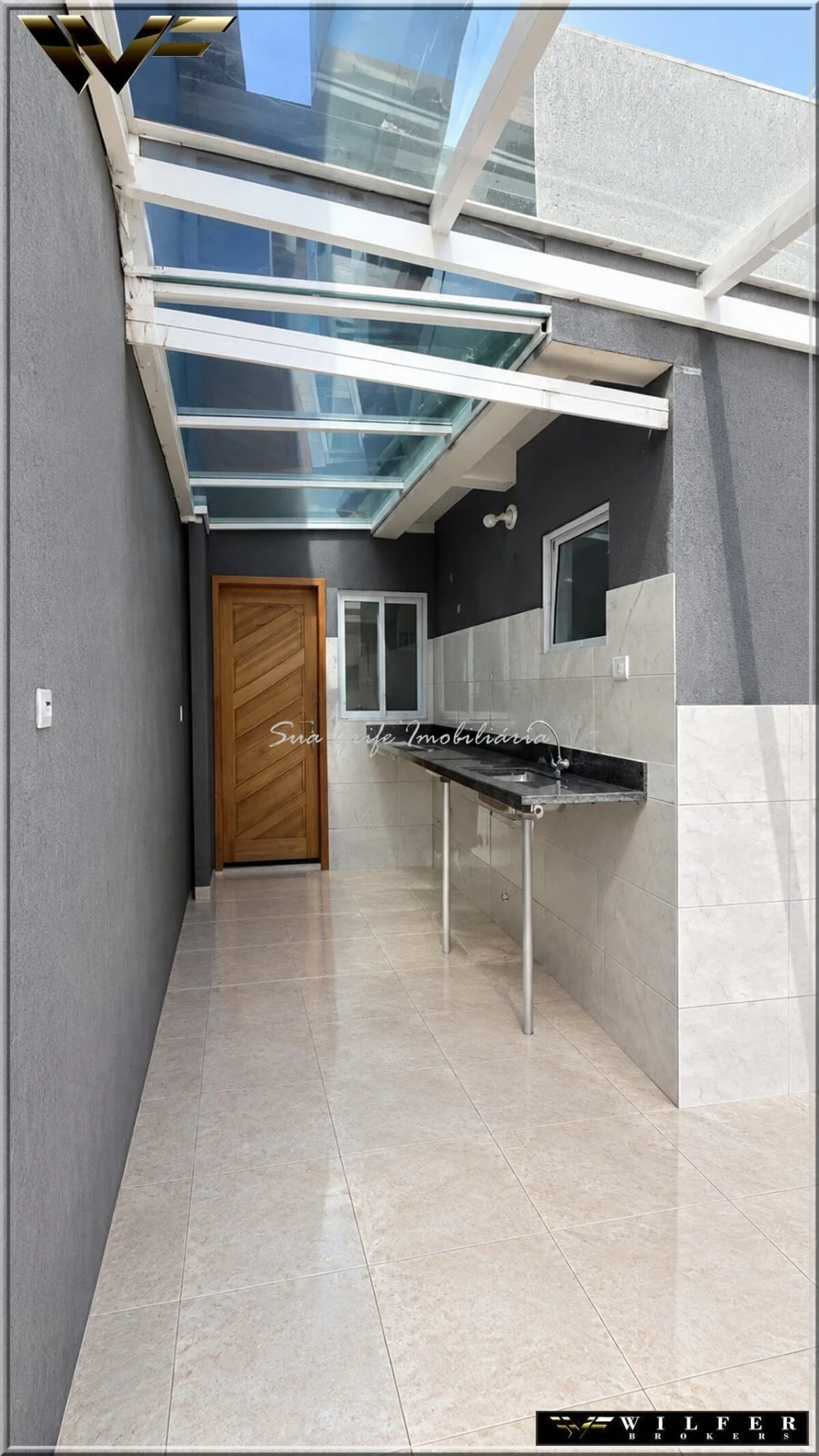 Two-storey house with 3 bedrooms and suite, 120 m²