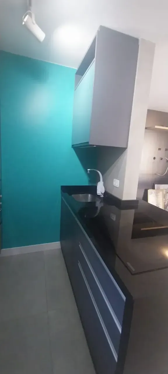 Unfurnished 2-bedroom apartment with open-plan kitchen — photo 15