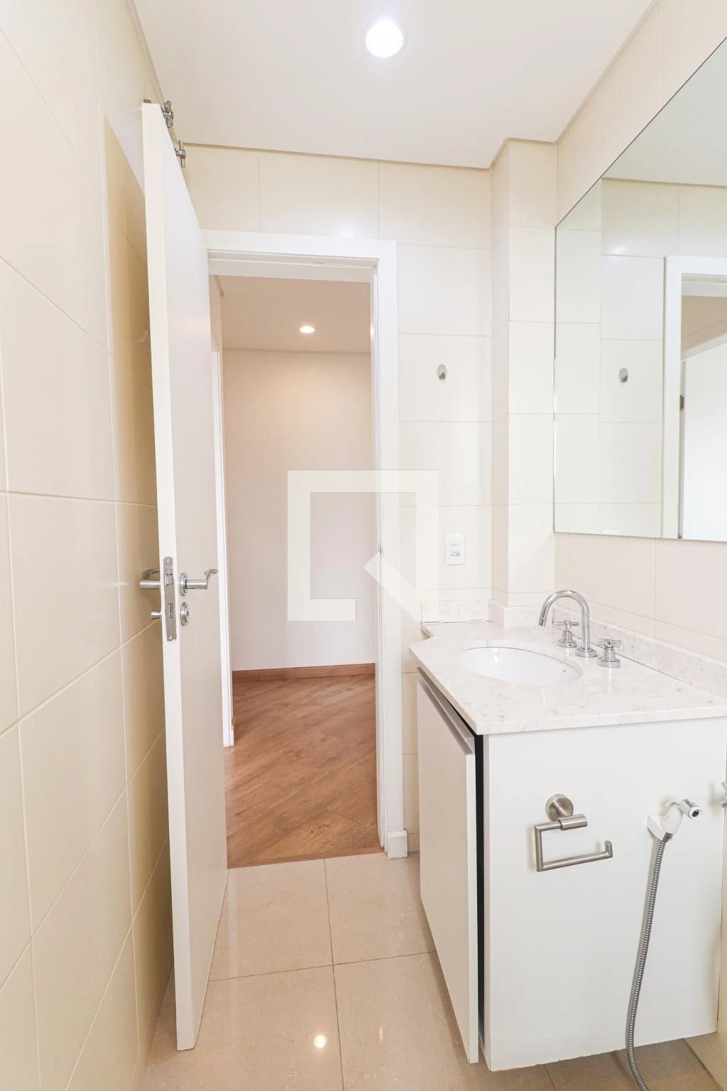 Apartment, 255 m², with a bathtub — photo 87