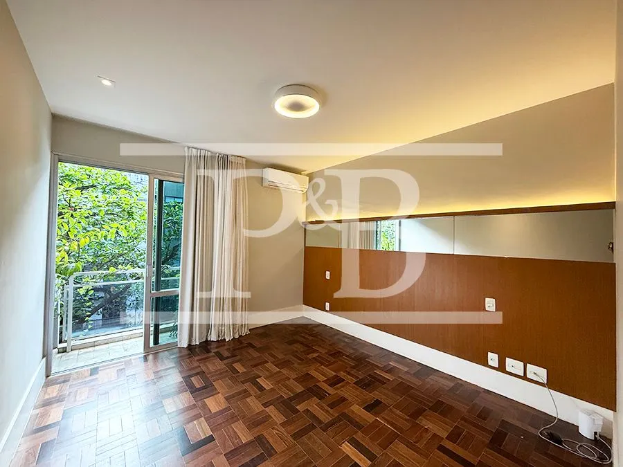 Apartamento com 4 quartos e escritório — photo 2