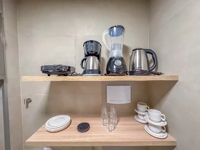 One-bedroom apartment with a washing machine — photo 11