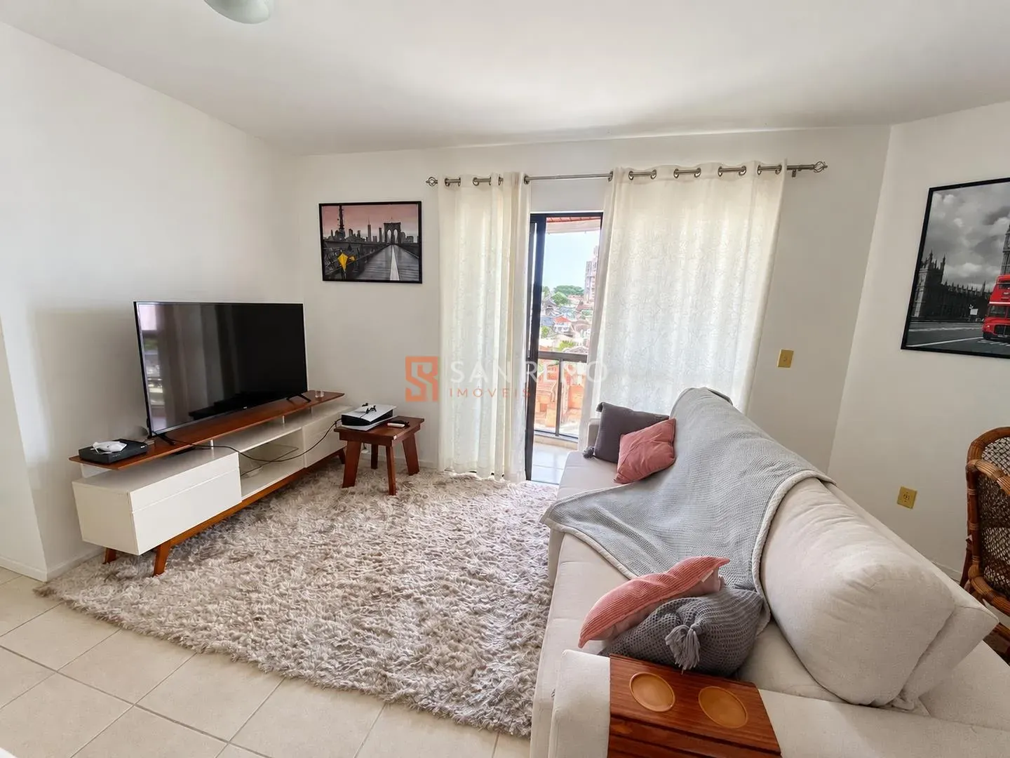 2-bedroom apartment with a washing machine — photo 8