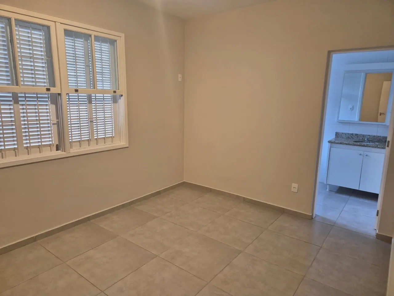 3-bedroom house, 200 m² — photo 13