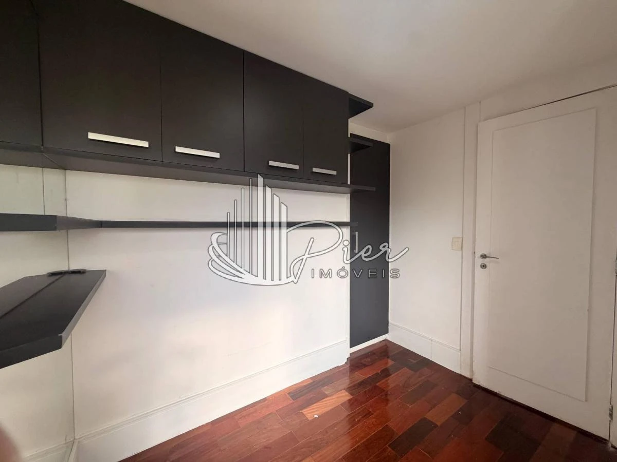 4 quartos e janelas do piso ao teto: apartamento de 174 m² — photo 27