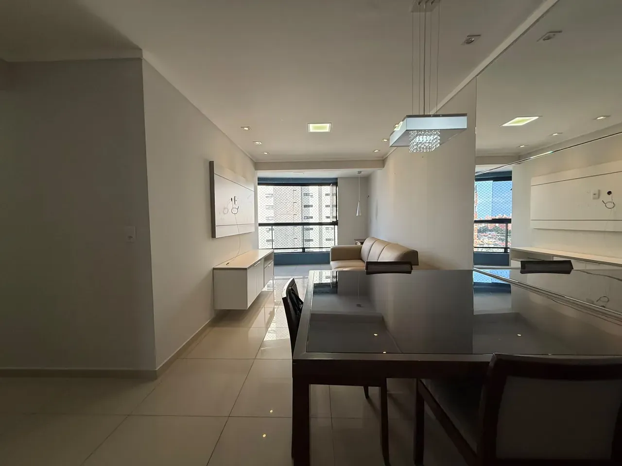 3-bedroom apartment with a home office — photo 12