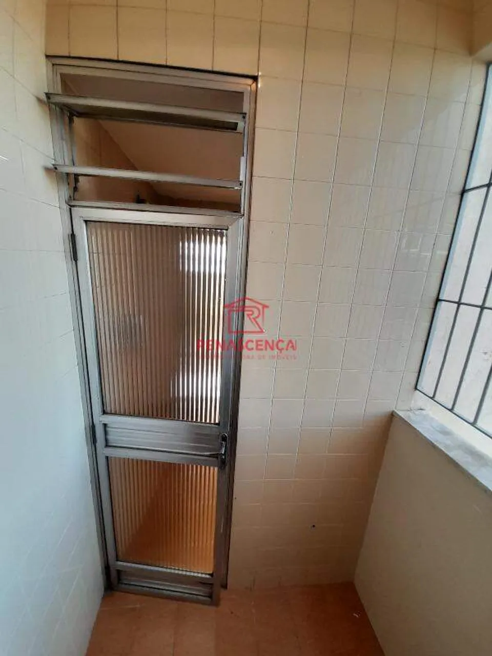 Unfurnished apartment with 2 bedrooms and 1 parking space — photo 16