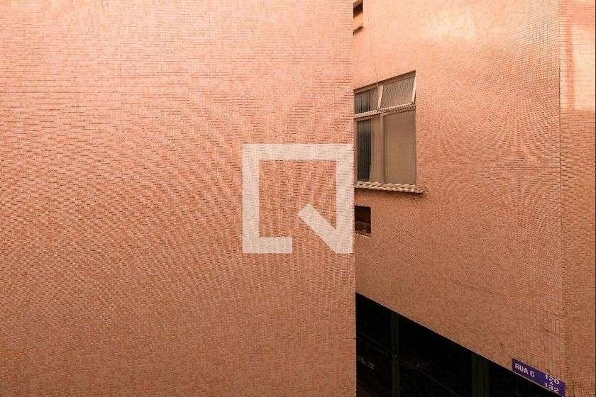 Furnished house with 3 bedrooms and a balcony — photo 27