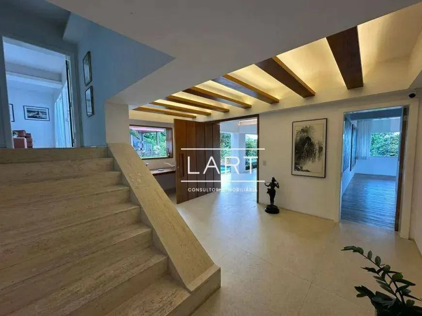 Furnished house with 4 bedrooms and integrated kitchen — photo 20