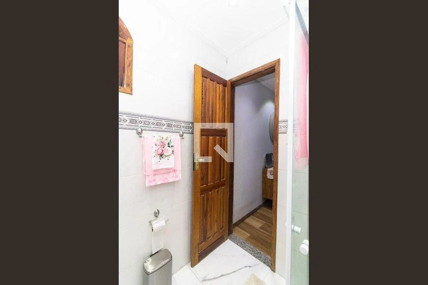 Casa mobiliada com 4 quartos e 460 m² — photo 40