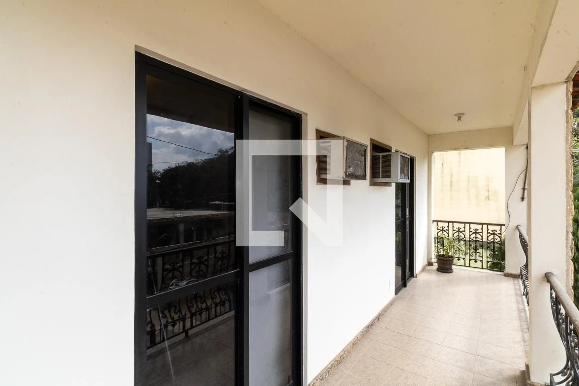 Casa de 2 andares com 238 m², 3 quartos e jardim — photo 24