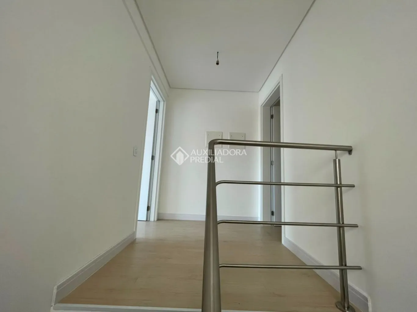 2-bedroom apartment with balcony and terrace — photo 35